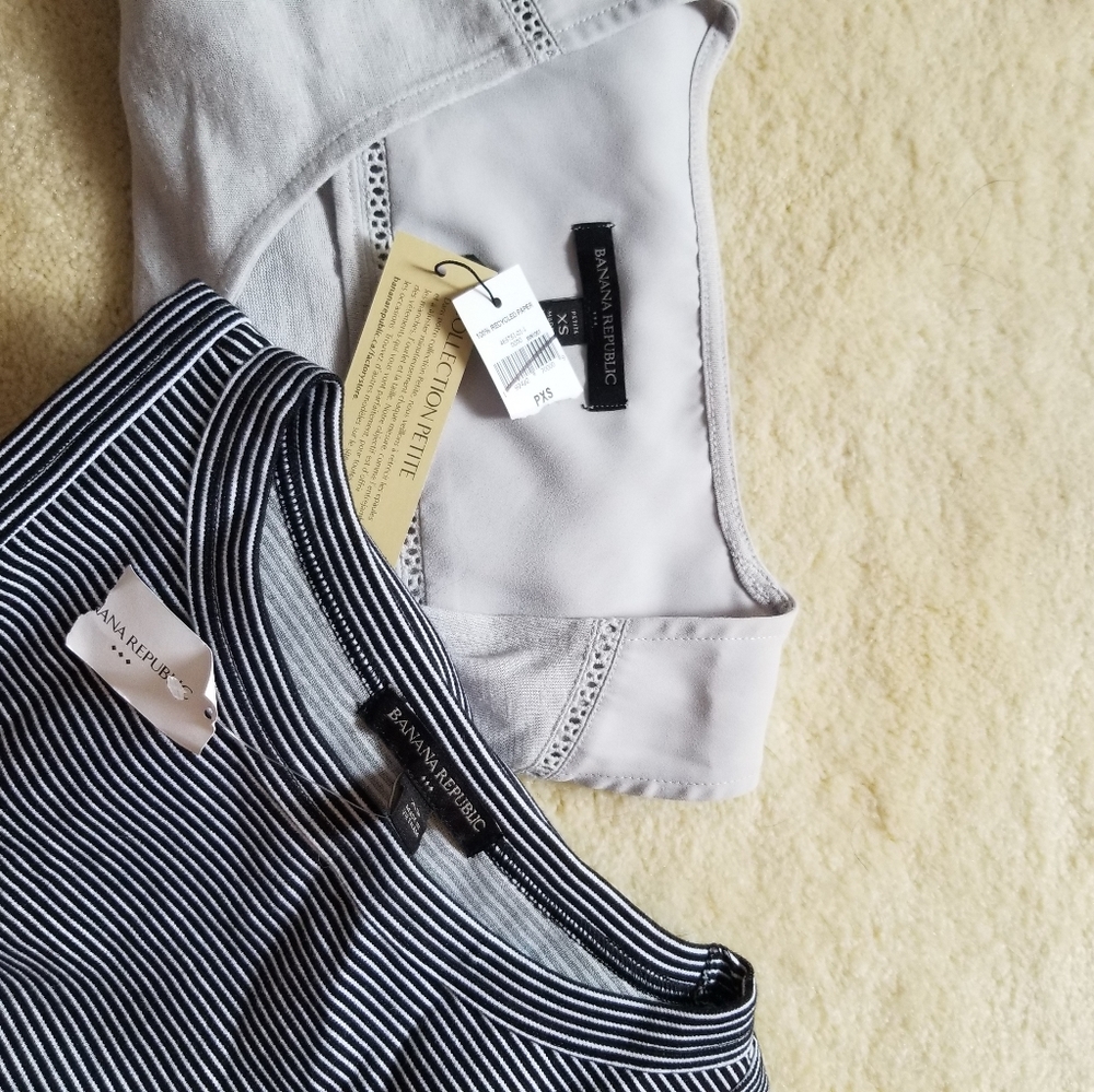 2 banana republic tanks